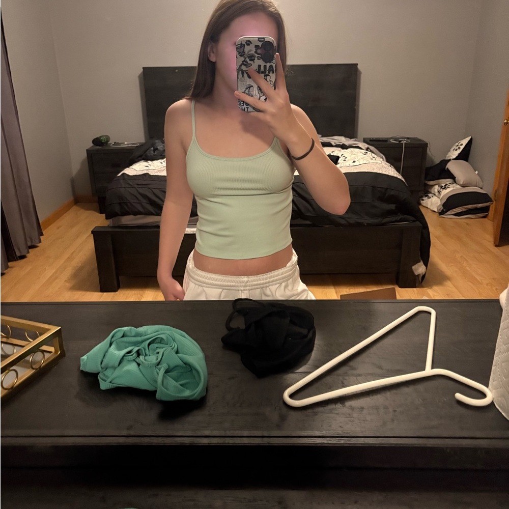 American Eagle Women's Ribbed Mint Green And Green Tank Tops